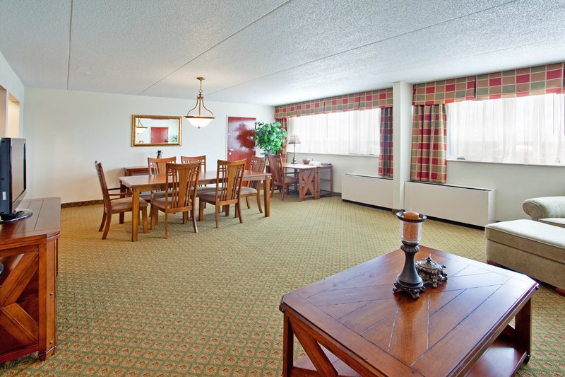 Holiday Inn - Muskegon, MI