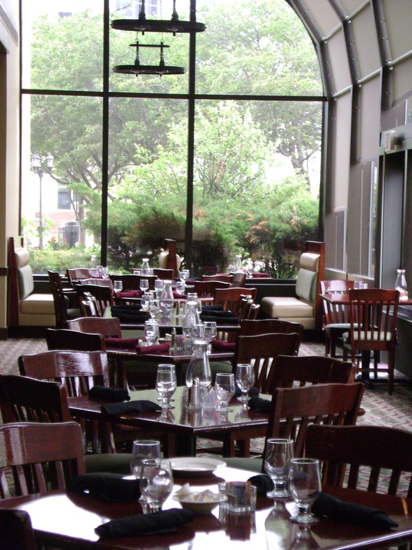 Holiday Inn - Muskegon, MI