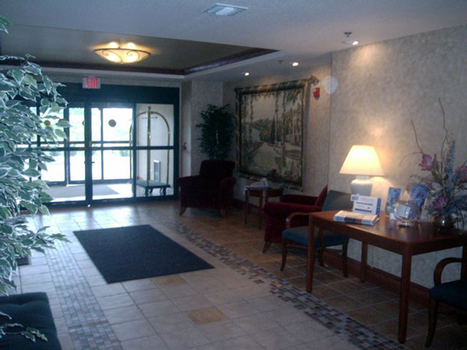 Holiday Inn Express Hotel & Suites MILWAUKEE-NEW BERLIN - New Berlin, WI
