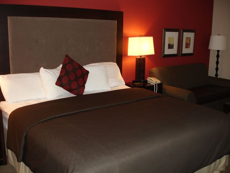 Holiday Inn OLATHE MEDICAL CENTER - Olathe, KS