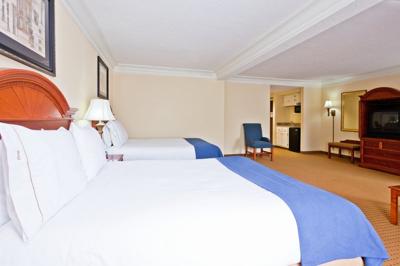 HOLIDAY INN EXPRESS-RINGGOLD - Ringgold, GA