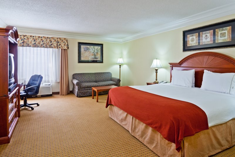 HOLIDAY INN EXPRESS-RINGGOLD - Ringgold, GA