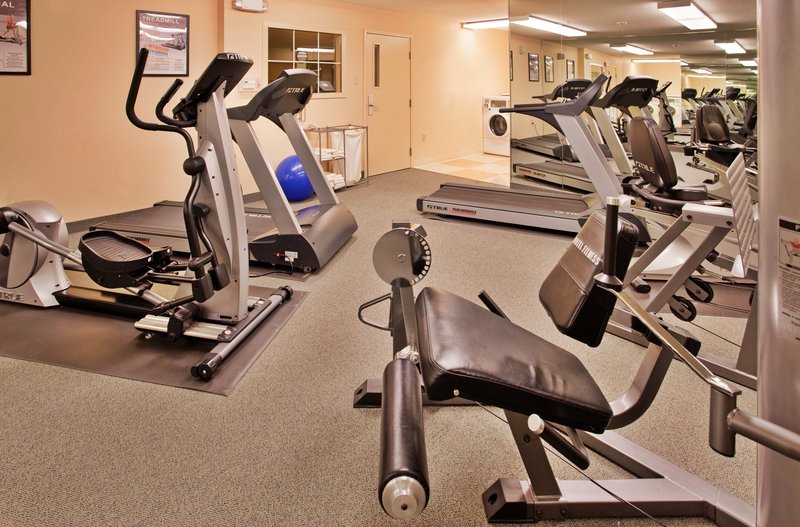 Candlewood Suites KANSAS CITY - Kansas City, KS