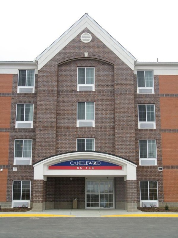 Candlewood Suites OLATHE - Olathe, KS