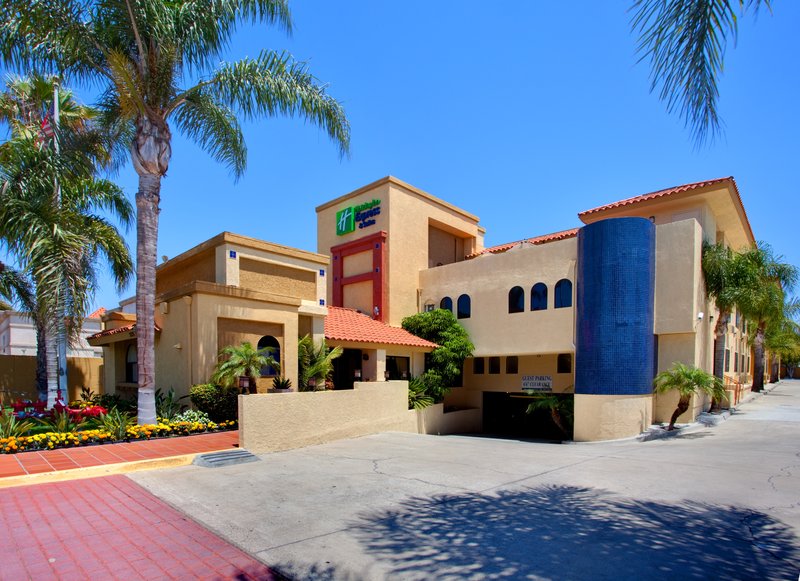 HOLIDAY INN EXPRESS-COSTA MESA - Costa Mesa, CA