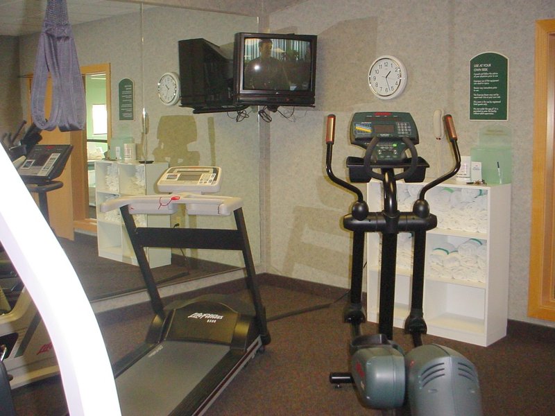 HOLIDAY INN EXPRESS-BELOIT - Beloit, WI
