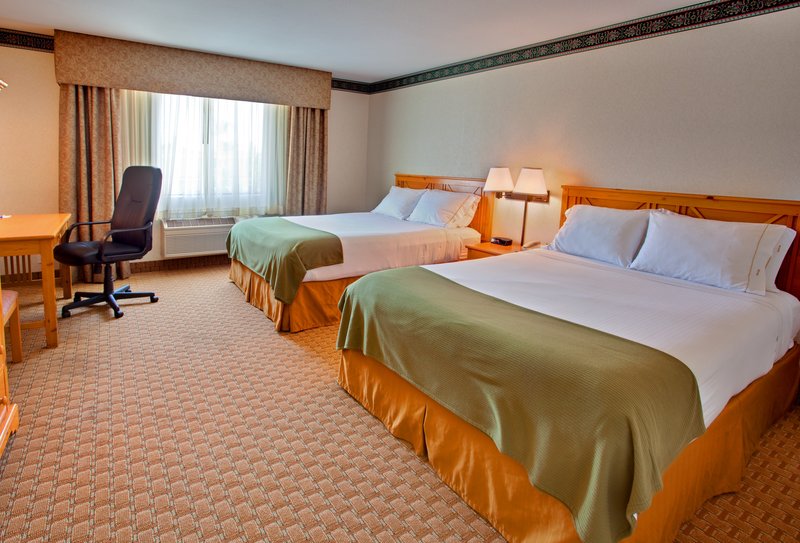 HOLIDAY INN EXPRESS-COSTA MESA - Costa Mesa, CA