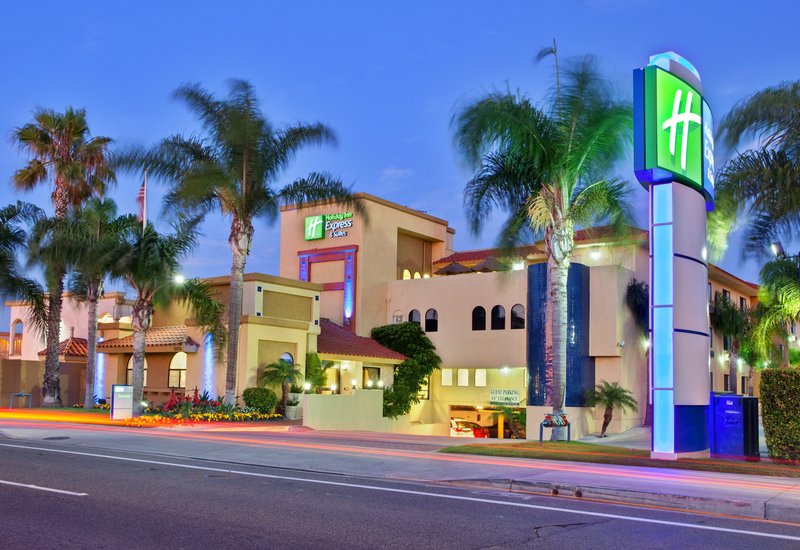 HOLIDAY INN EXPRESS-COSTA MESA - Costa Mesa, CA