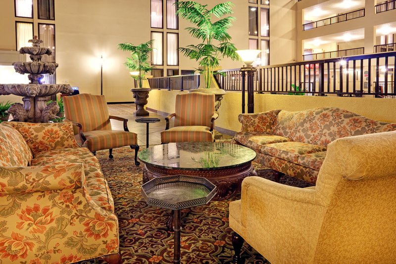 Holiday Inn Morgantown-Reading Area - Morgantown, PA