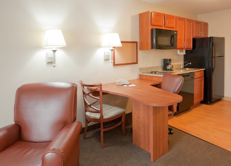 Candlewood Suites EASTCHASE PARK - Montgomery, AL