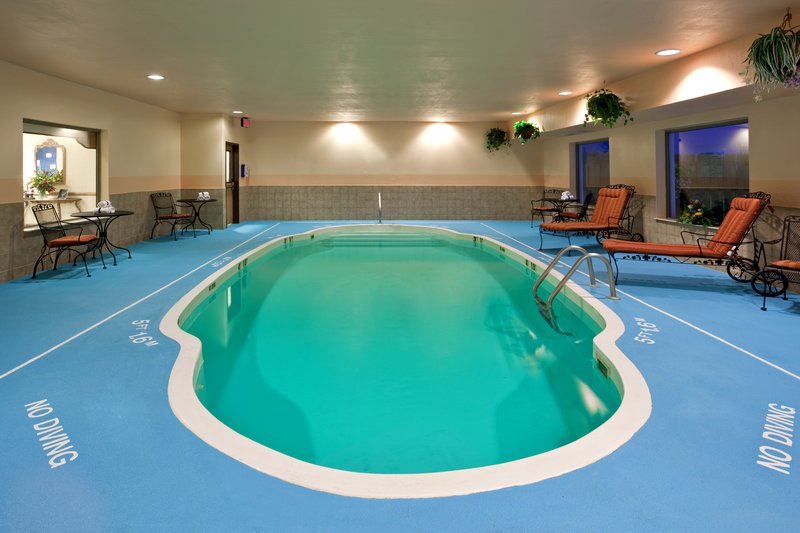 Holiday Inn Express KENDALLVILLE - Rome City, IN