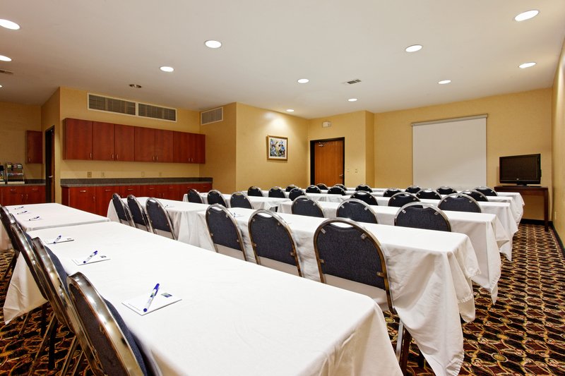 Holiday Inn Express CROCKETT - Crockett, TX