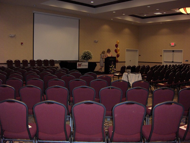 Holiday Inn CONFERENCE CTR MARSHFIELD - Marshfield, WI