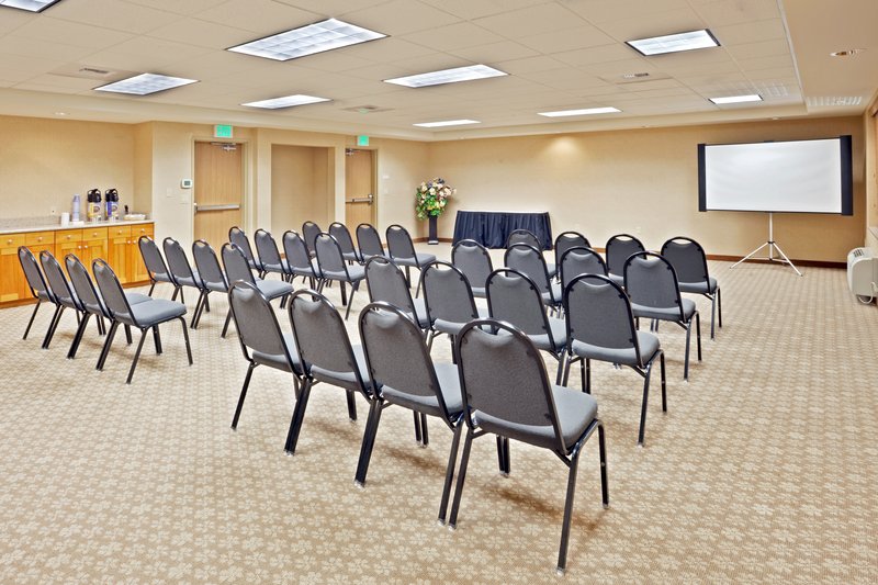 Holiday Inn Express & Suites LACEY - Tenino, WA