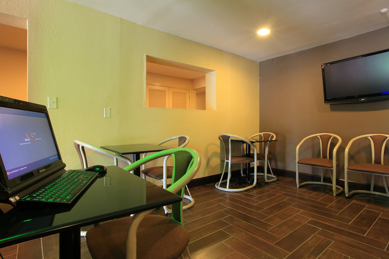 Americas Best Value Inn Crabtree Raleigh