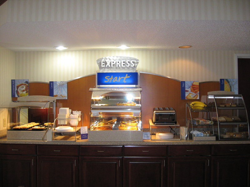 Holiday Inn Express RENSSELAER - Rensselaer, IN