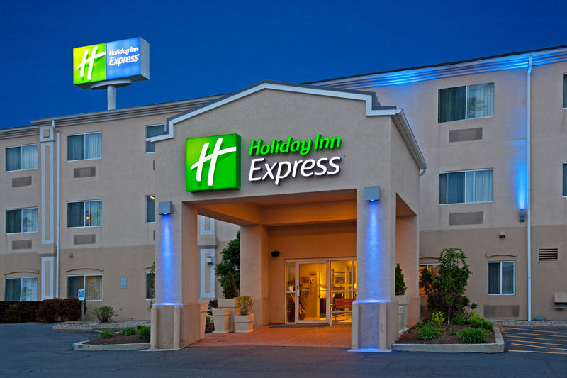 HOLIDAY INN EXPRESS - Middletown, OH