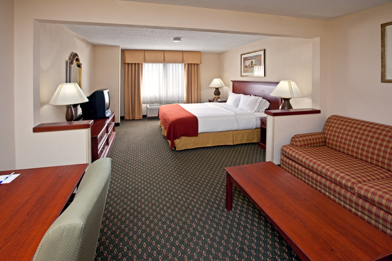 HOLIDAY INN EXPRESS - Middletown, OH