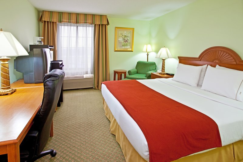 Holiday Inn Express & Suites MADISON - Madison, IN