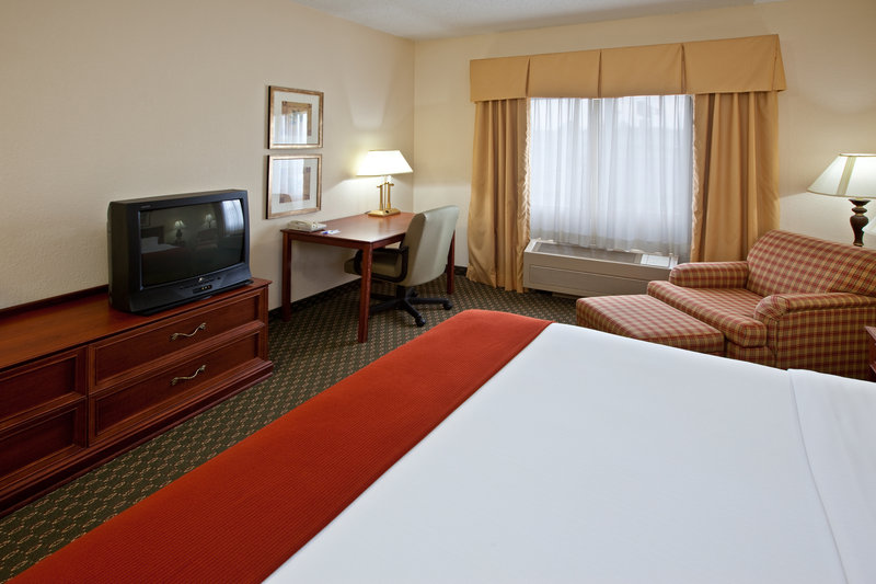 HOLIDAY INN EXPRESS - Middletown, OH