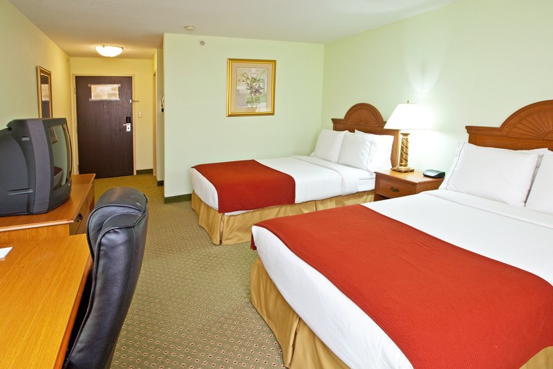 Holiday Inn Express & Suites MADISON - Madison, IN