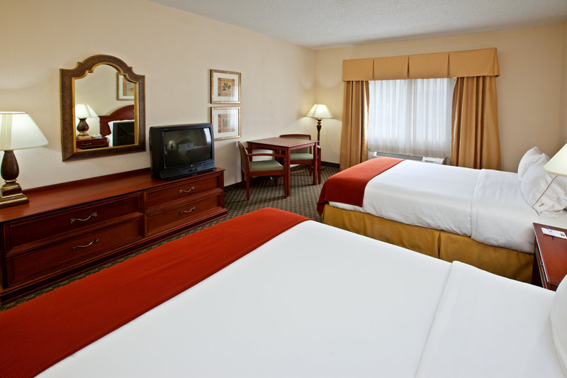 HOLIDAY INN EXPRESS - Middletown, OH