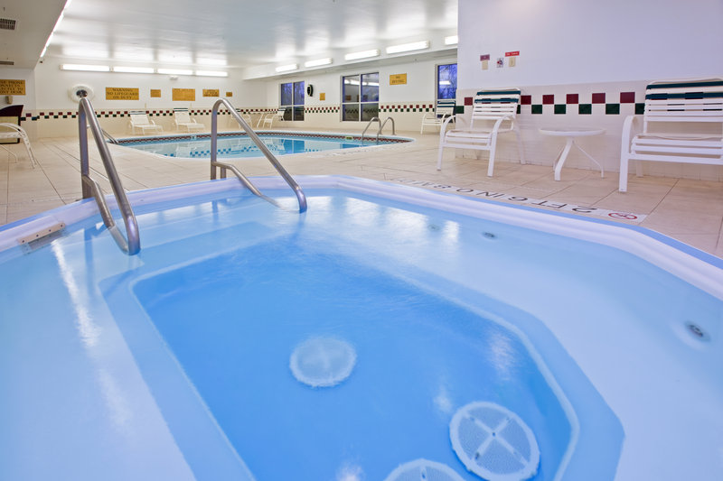 HOLIDAY INN EXPRESS - Middletown, OH