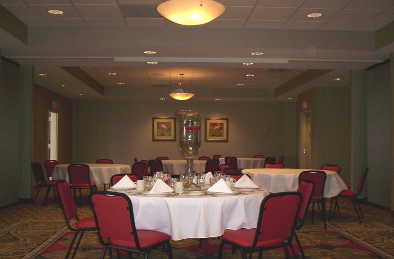 Holiday Inn CARBONDALE-CONFERENCE CENTER - Carbondale, IL