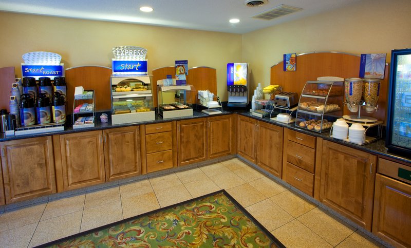 Holiday Inn Express RICHMOND-MECHANICSVILLE - Mechanicsville, VA