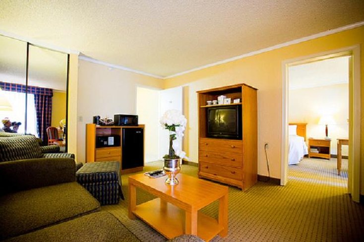 Holiday Inn - Long Beach, CA