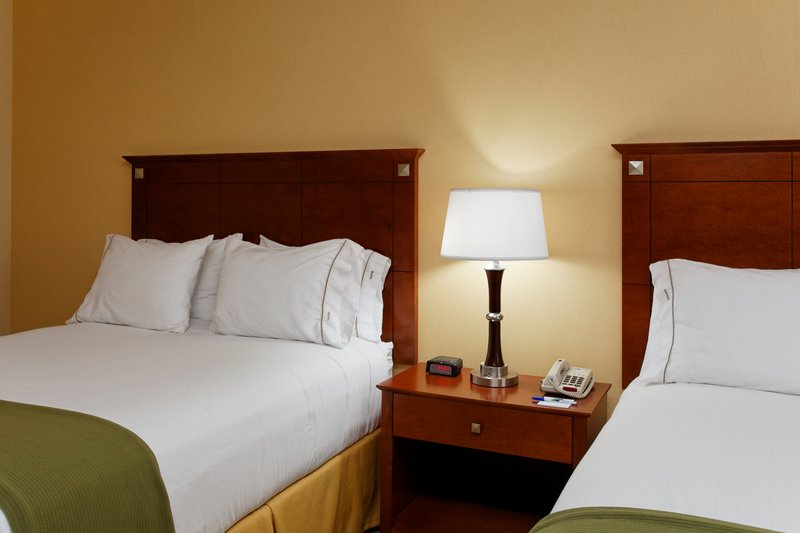 Holiday Inn Express LONG BEACH - Long Beach, MS