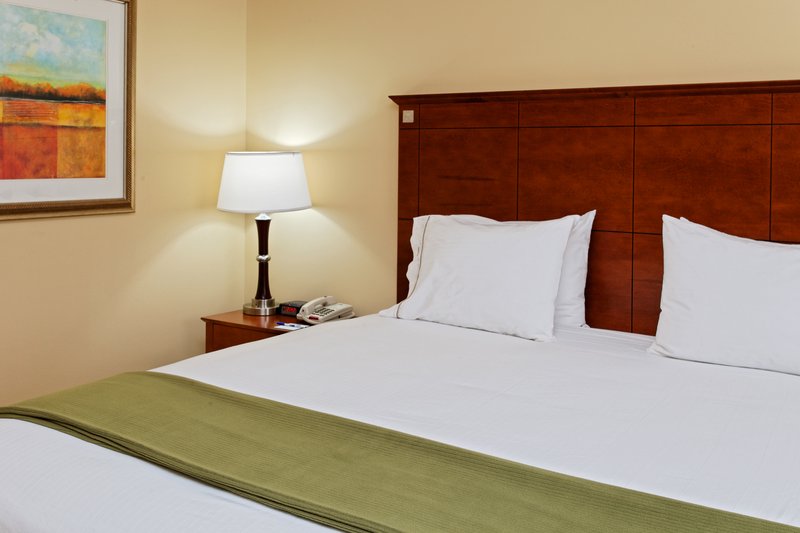 Holiday Inn Express LONG BEACH - Long Beach, MS