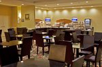 Holiday Inn Express Hotel & Suites - Restaurant