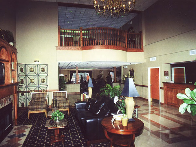 Holiday Inn Express & Suites LAURINBURG - Laurinburg, NC
