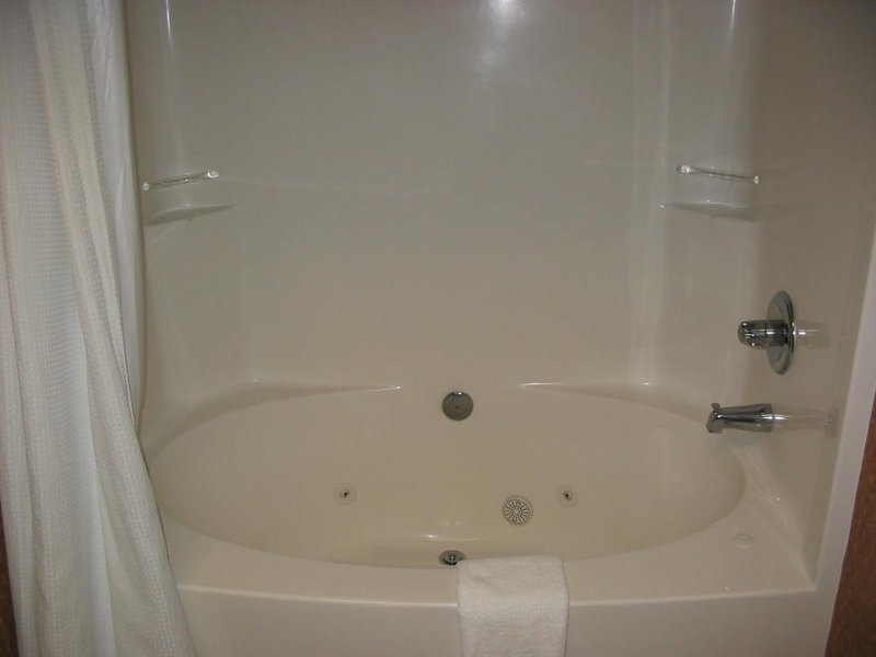 Holiday Inn Express & Suites LAURINBURG - Laurinburg, NC