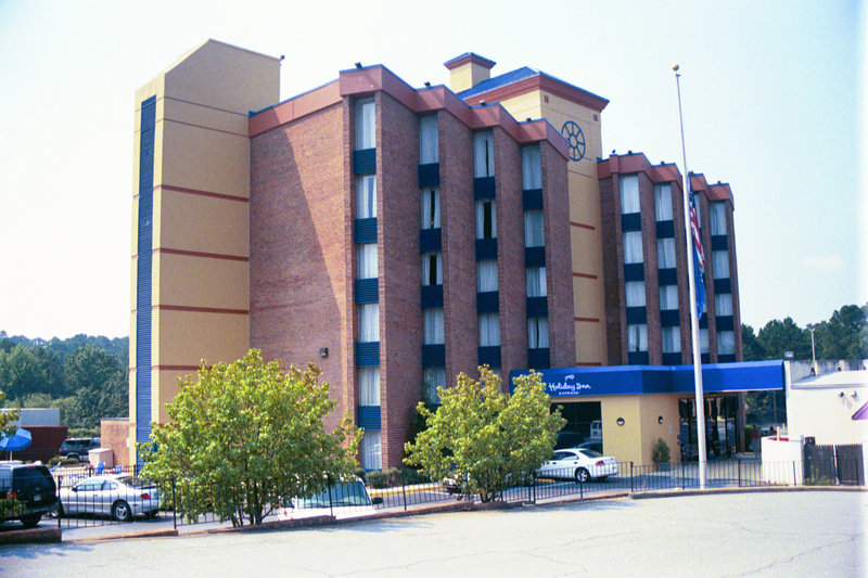 Holiday Inn Express MACON (I-75 & RIVERSIDE) - Macon, GA