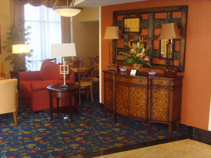 Holiday Inn Express MACON (I-75 & RIVERSIDE) - Macon, GA
