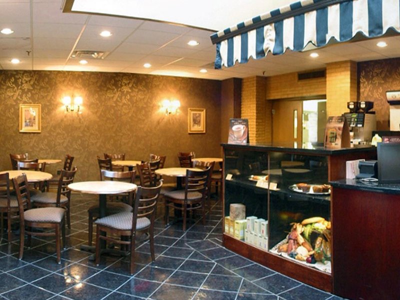 Crowne Plaza LEXINGTON NEAR UK / KEENELAND - Lexington, KY