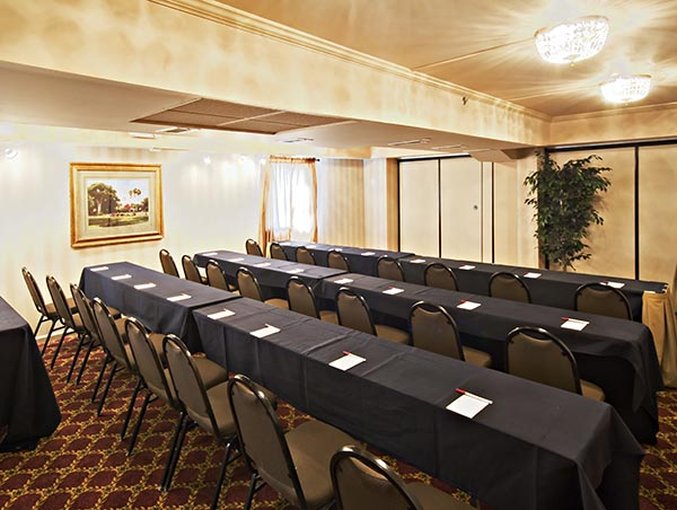 Crowne Plaza LEXINGTON NEAR UK / KEENELAND - Lexington, KY