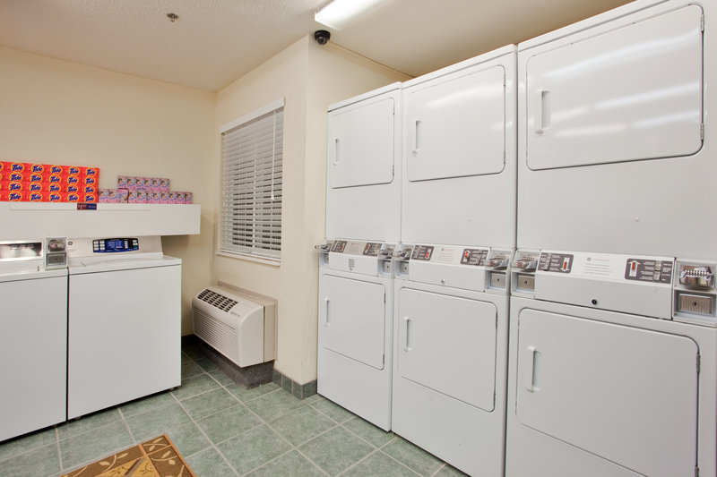 Candlewood Suites Hampton - Hampton, VA