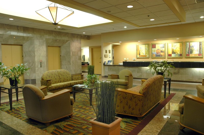 Holiday Inn Long Beach Downtown - Long Beach, CA