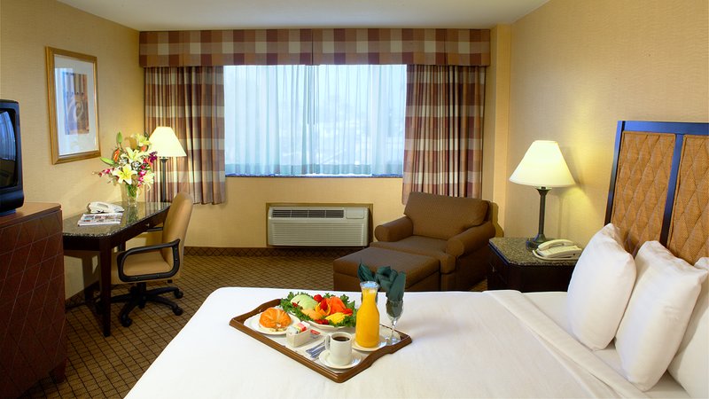 Holiday Inn Long Beach Downtown - Long Beach, CA