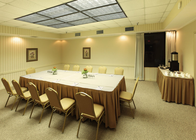 Holiday Inn Express LITTLE ROCK-AIRPORT - Little Rock, AR