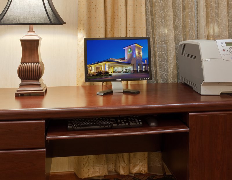 Holiday Inn Express MADERA-YOSEMITE PK AREA - Helm, CA