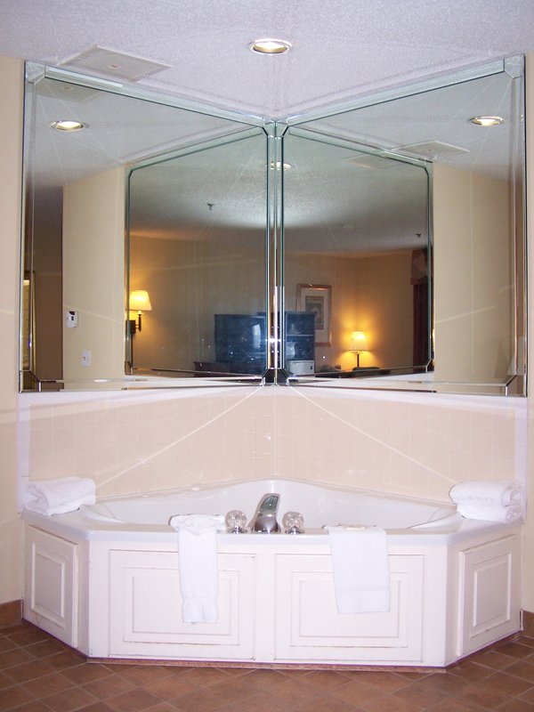 Holiday Inn Express & Suites NORTH LITTLE ROCK - Salem, AR