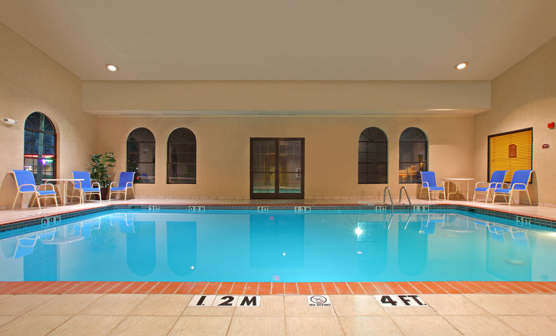 Holiday Inn Express & Suites NORTH LITTLE ROCK - Salem, AR