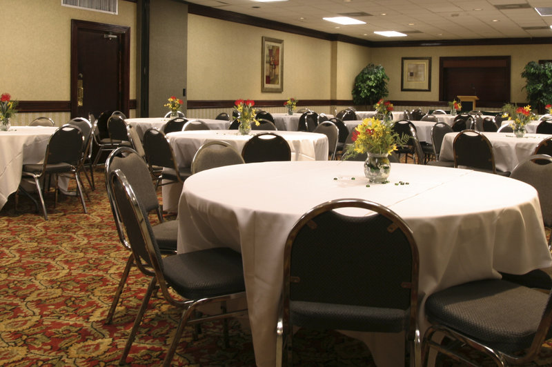 Holiday Inn NORTH LITTLE ROCK - North Little Rock, AR