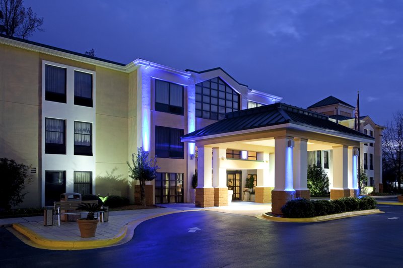 HOLIDAY INN EXPRESS - Lexington, SC