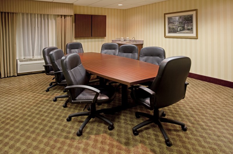 HOLIDAY INN EXPRESS - Lexington, SC