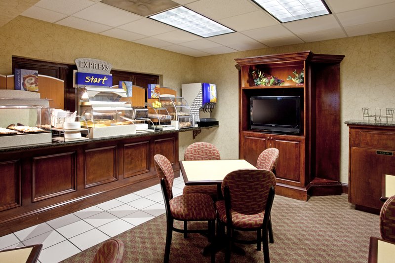 HOLIDAY INN EXPRESS - Lexington, SC